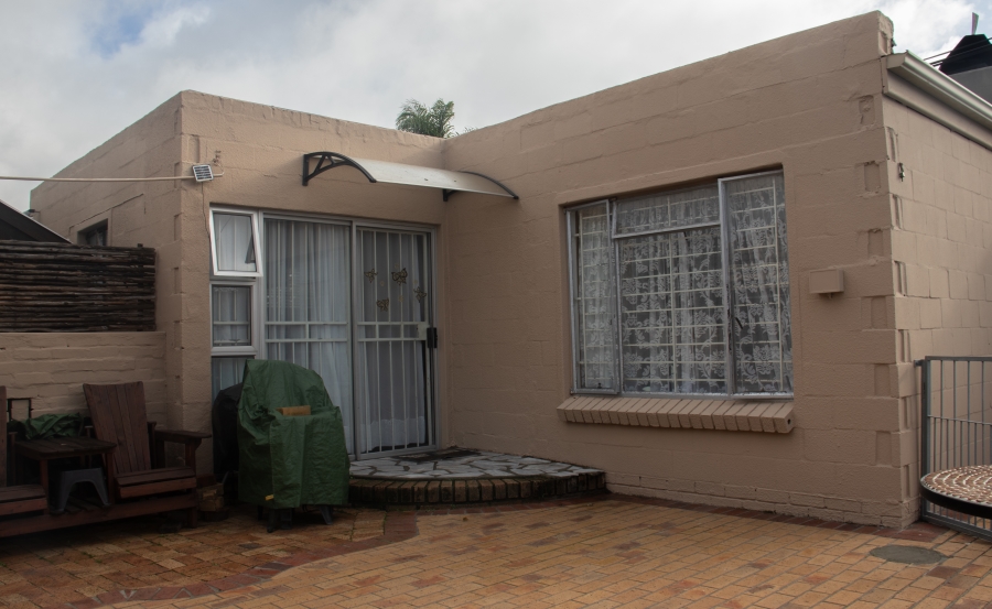 2 Bedroom Property for Sale in Bo Oakdale Western Cape
